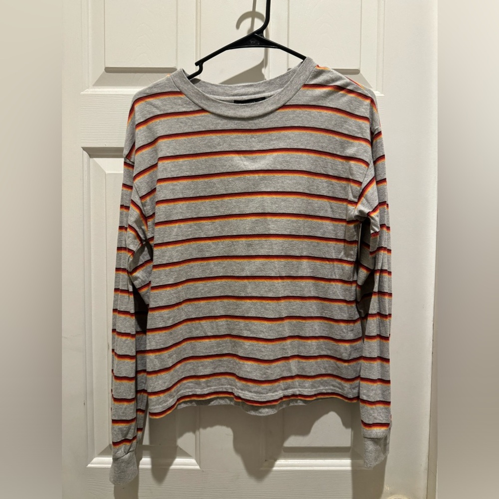 Forever 21 long sleeve size small